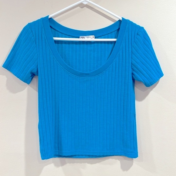 🔥ZARA Blue Ribbed Knit Top🔥 - Picture 1 of 5